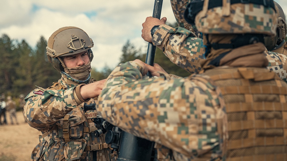 Aptauja: Latviju militāra uzbrukuma gadījumā gatavi aizstāvēt vairāk nekā 60% iedzīvotāju