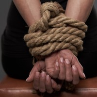 Pērn Latvijā konstatēts 61 cilvēku tirdzniecības gadījums