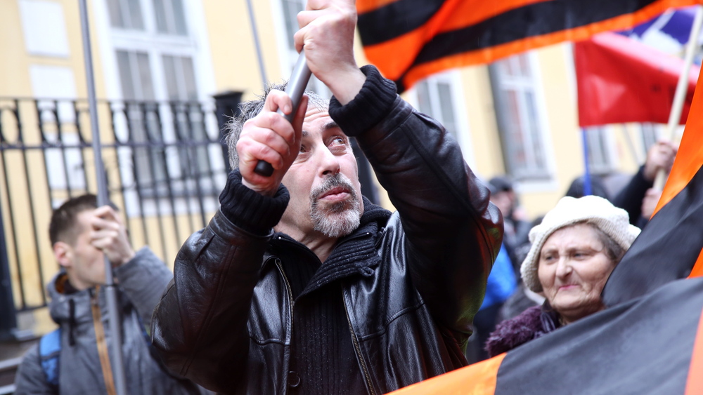 VDD rosina apsūdzēt prokremlisko aktīvistu Lindermanu par Krievijas noziegumu atbalstīšanu