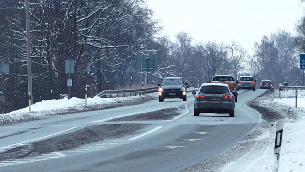 Kas jādara, lai ziemas sezonā uzlabotu situāciju uz autoceļiem?