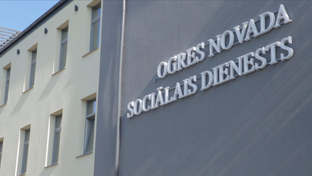Lai risinātu sociālo darbinieku trūkumu, Ogrē piešķir stipendijas